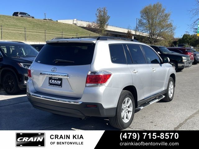 2012 Toyota Highlander SE