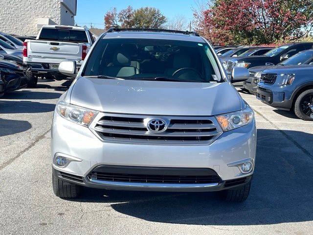 2012 Toyota Highlander SE