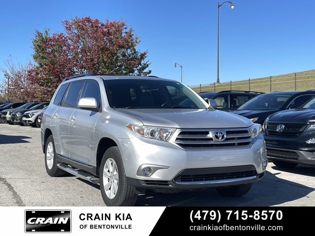 2012 Toyota Highlander SE