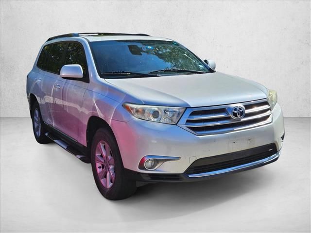 2012 Toyota Highlander SE