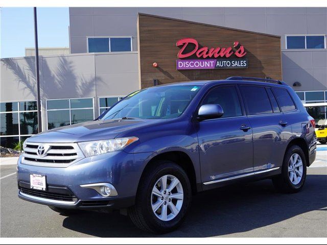 2012 Toyota Highlander SE