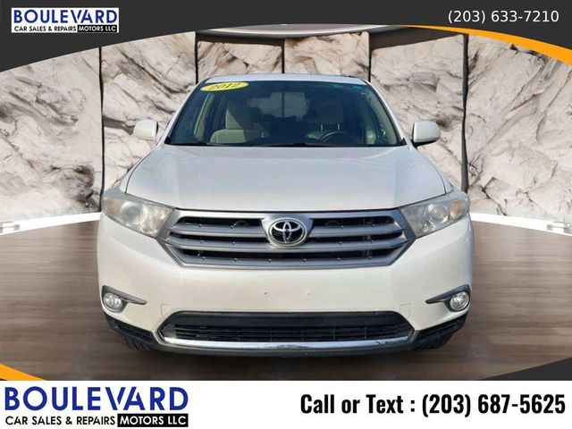 2012 Toyota Highlander SE