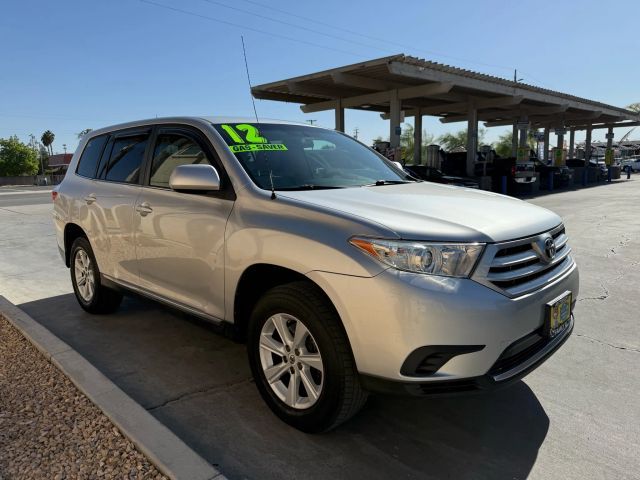 2012 Toyota Highlander SE