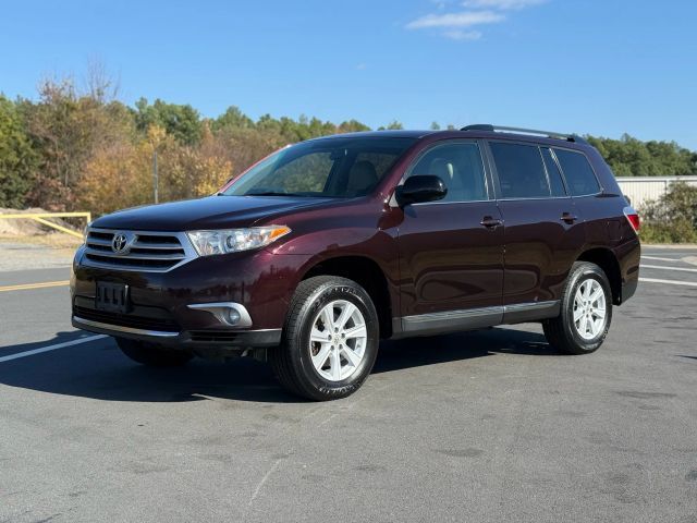 2012 Toyota Highlander SE