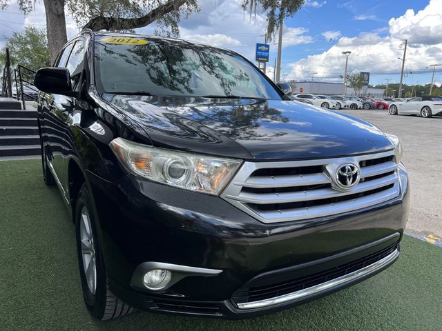 2012 Toyota Highlander SE