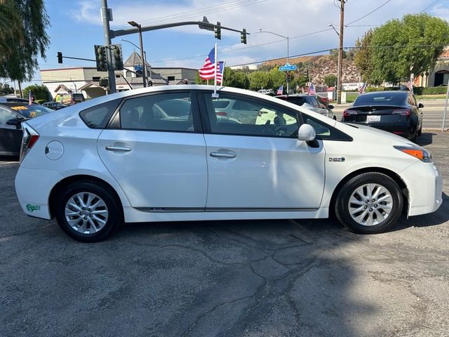 2012 Toyota Prius Plug-in Hybrid 