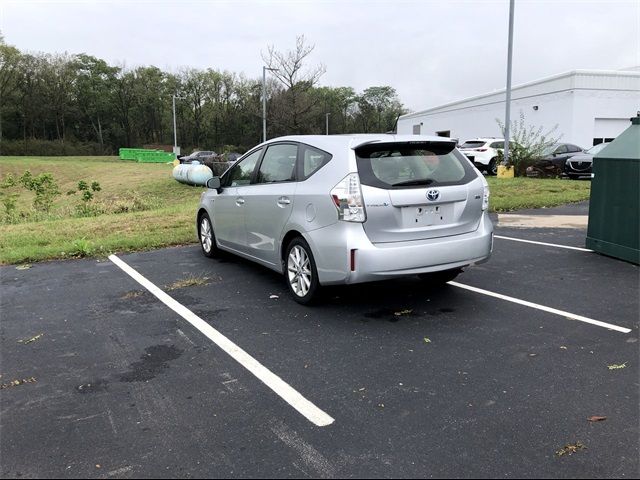 2012 Toyota Prius v Five