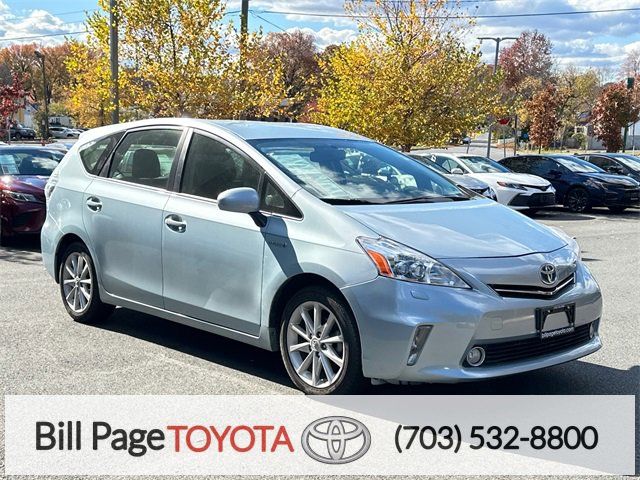 2012 Toyota Prius v Five