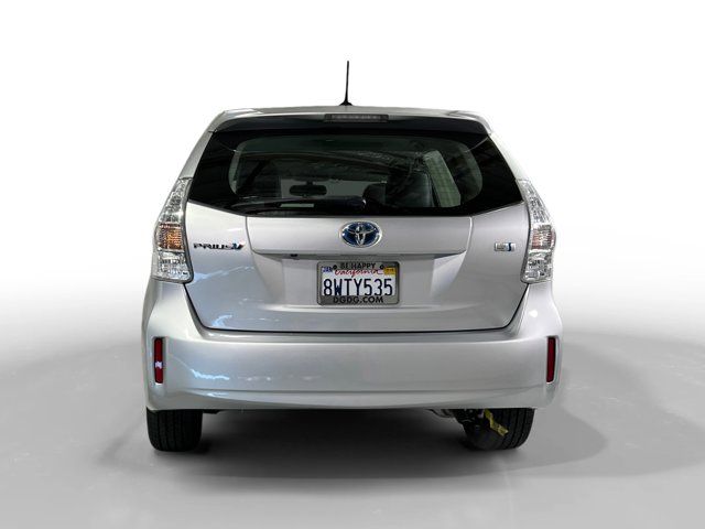 2012 Toyota Prius v Five