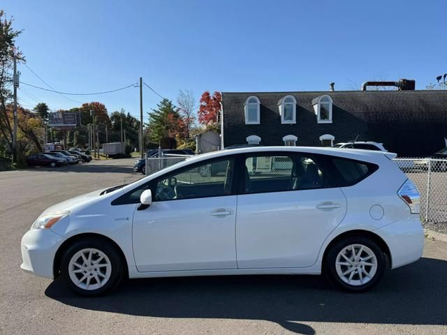 2012 Toyota Prius v Five