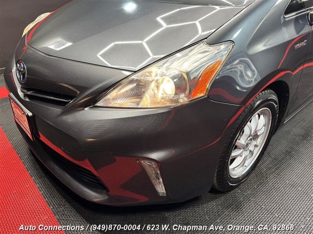 2012 Toyota Prius v Two