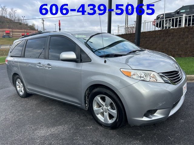 2012 Toyota Sienna 