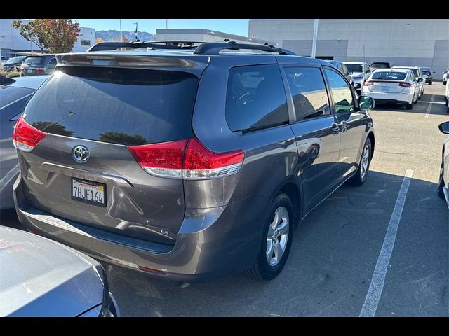 2012 Toyota Sienna 