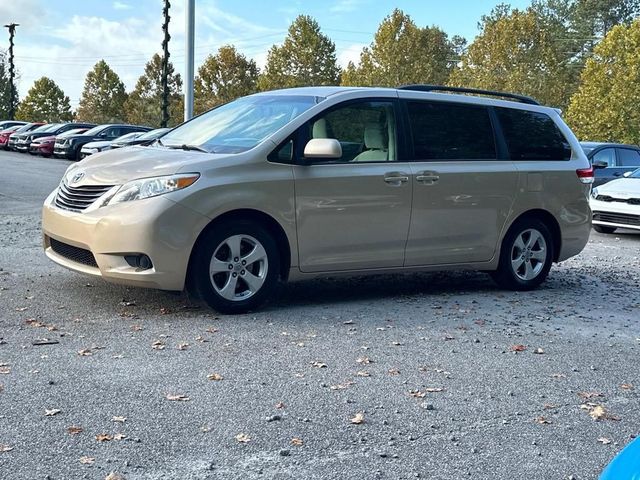 2012 Toyota Sienna LE