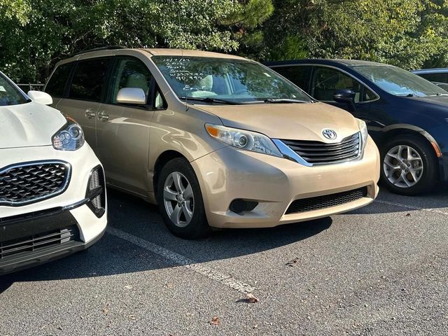 2012 Toyota Sienna LE