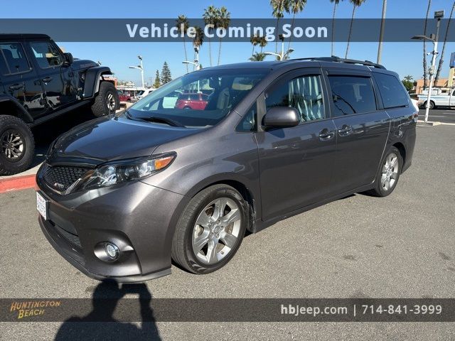 2012 Toyota Sienna SE