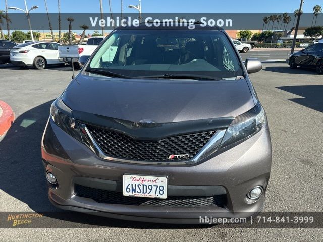 2012 Toyota Sienna SE