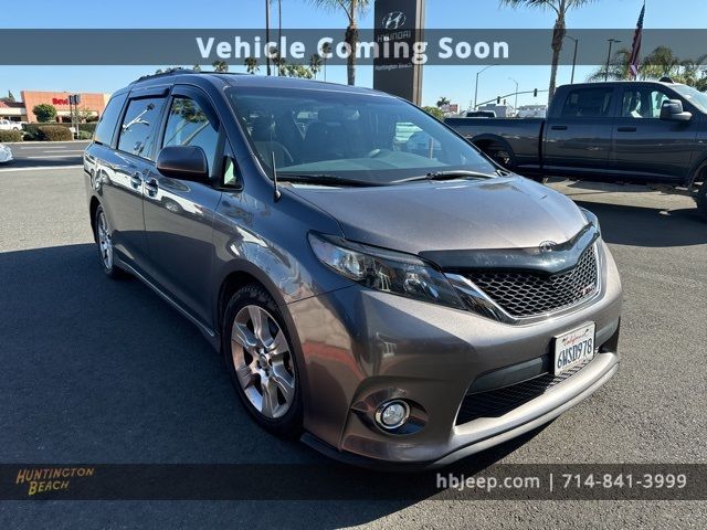 2012 Toyota Sienna SE