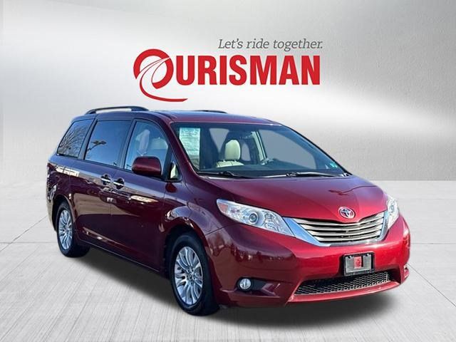 2012 Toyota Sienna 