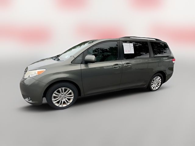 2012 Toyota Sienna 