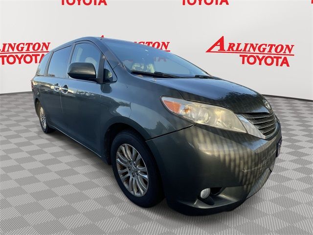 2012 Toyota Sienna 