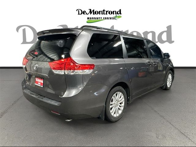 2012 Toyota Sienna 