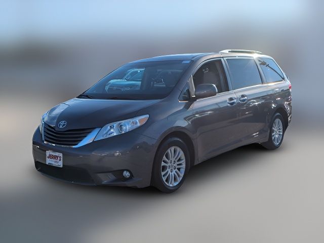 2012 Toyota Sienna XLE