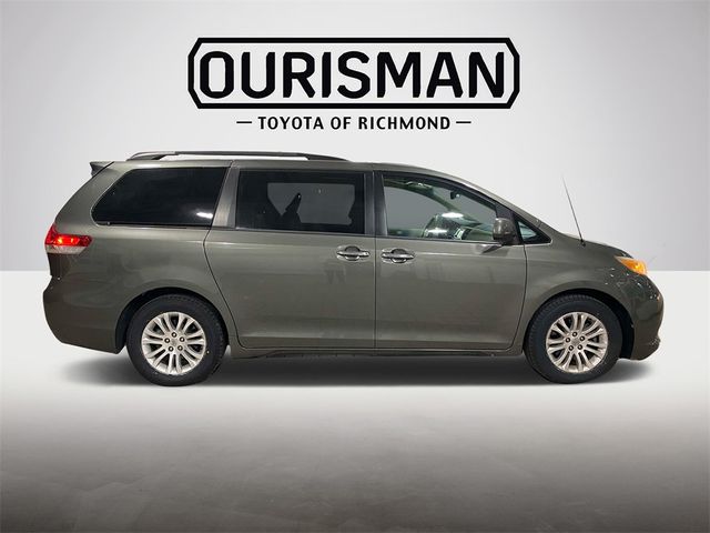 2012 Toyota Sienna 