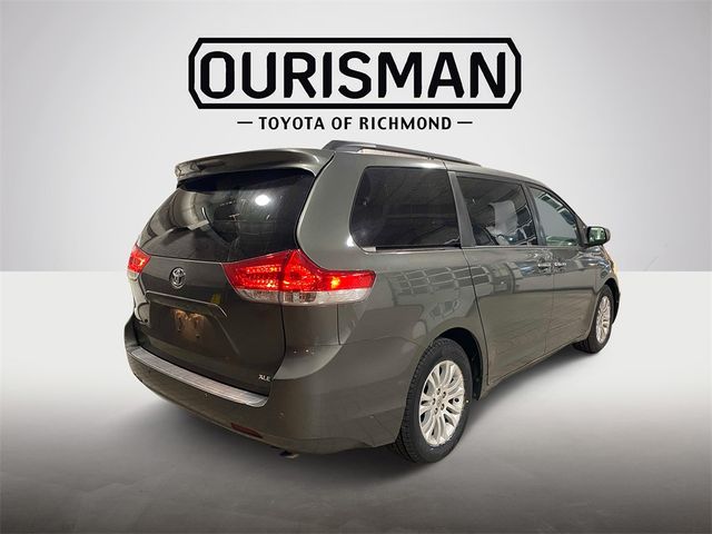 2012 Toyota Sienna 