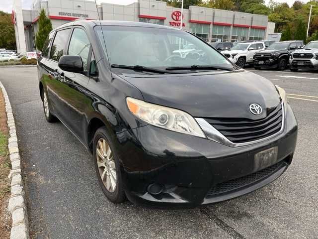 2012 Toyota Sienna LE