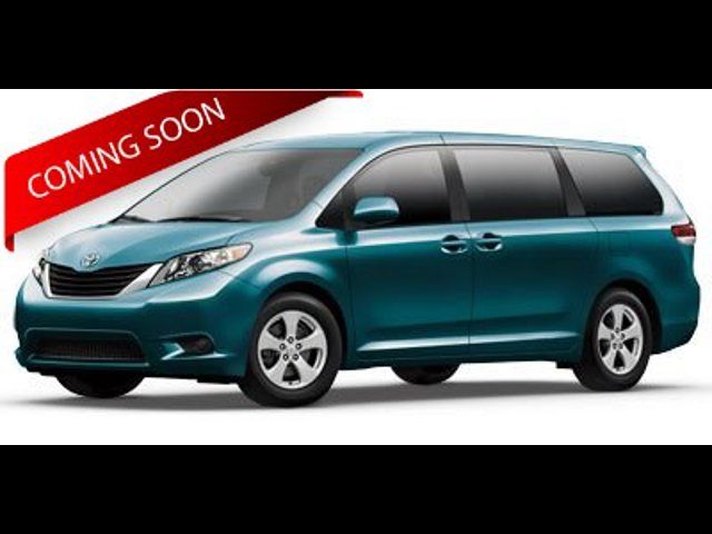 2012 Toyota Sienna LE