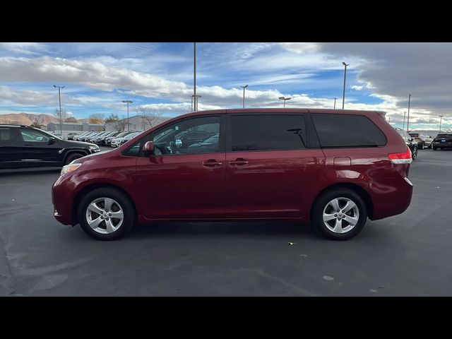 2012 Toyota Sienna LE