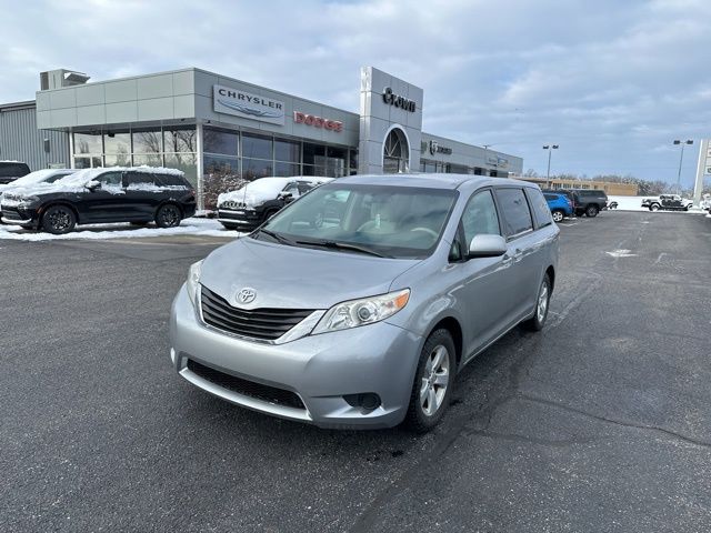 2012 Toyota Sienna LE