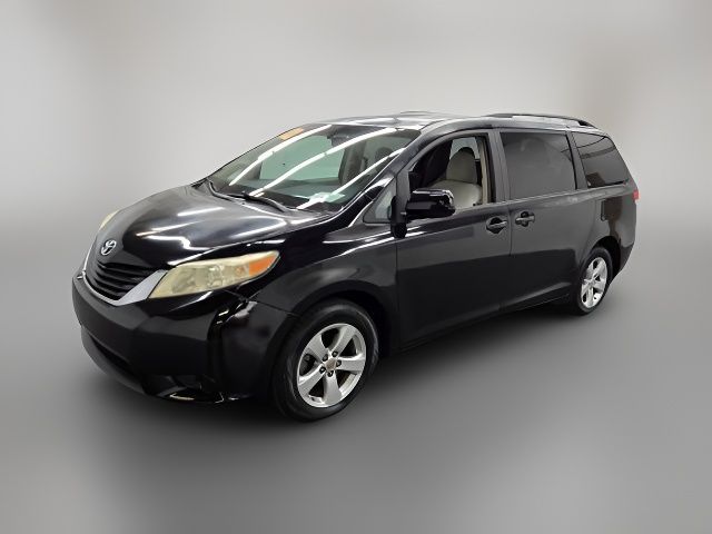 2012 Toyota Sienna LE