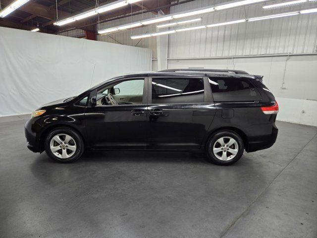 2012 Toyota Sienna LE