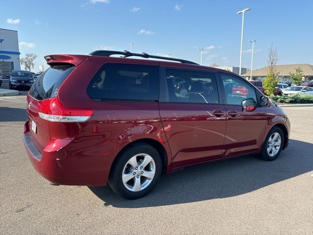 2012 Toyota Sienna LE