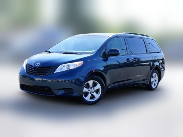 2012 Toyota Sienna LE