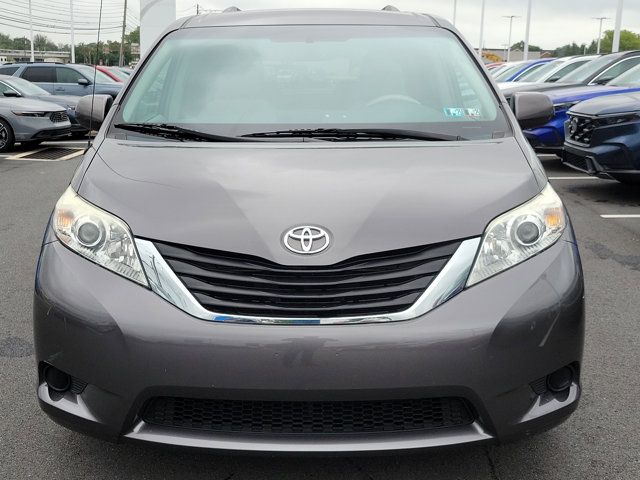 2012 Toyota Sienna LE