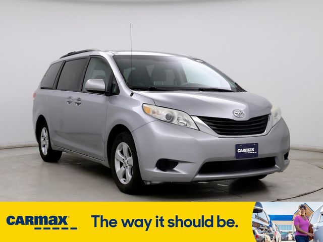 2012 Toyota Sienna LE