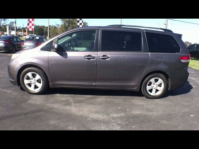 2012 Toyota Sienna LE