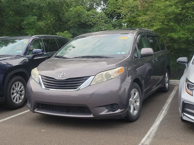 2012 Toyota Sienna LE