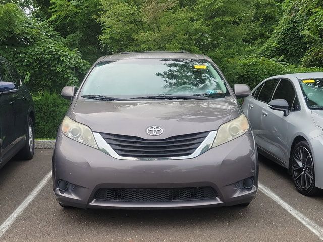 2012 Toyota Sienna LE