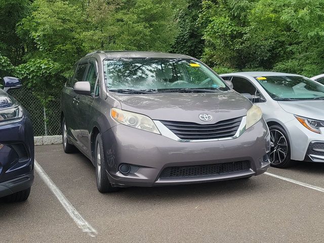 2012 Toyota Sienna LE