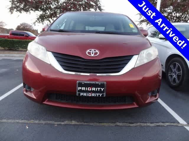 2012 Toyota Sienna LE