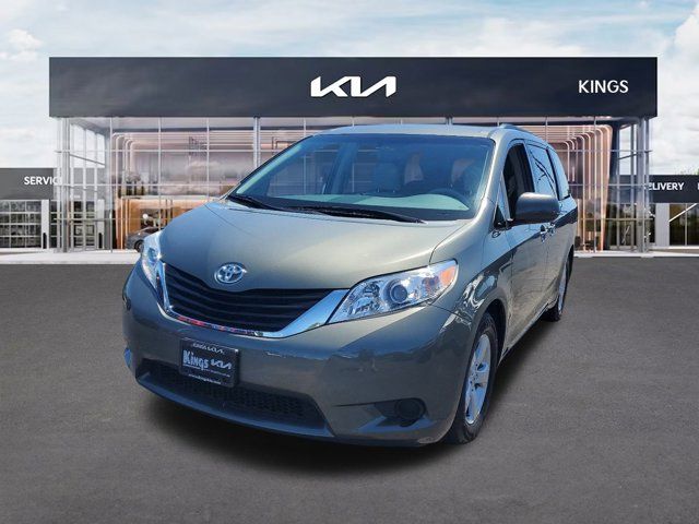 2012 Toyota Sienna LE