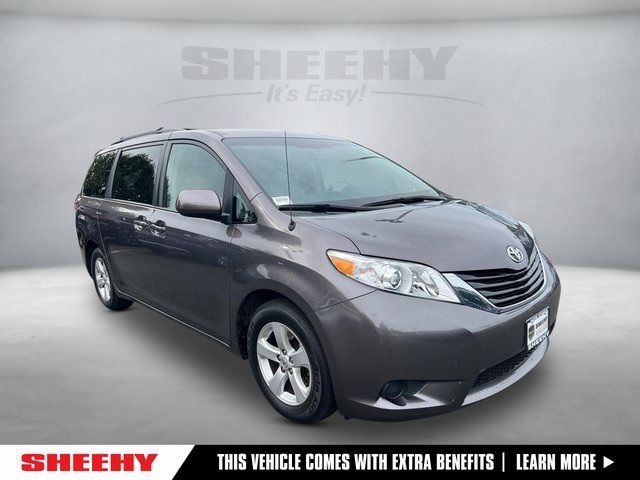 2012 Toyota Sienna 