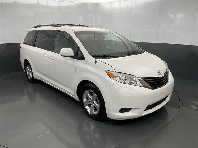 2012 Toyota Sienna 