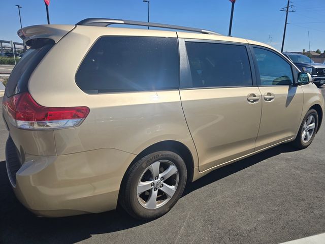 2012 Toyota Sienna LE