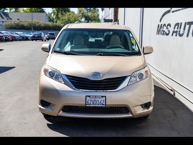 2012 Toyota Sienna LE