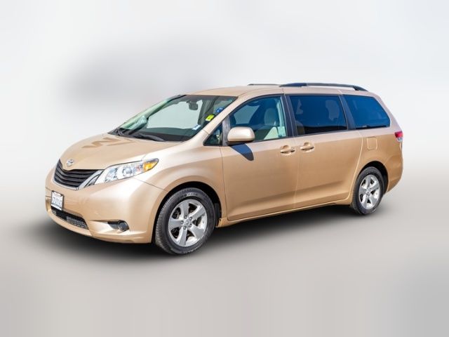 2012 Toyota Sienna LE